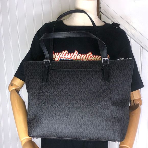 MICHAEL KORS Black Monogram Coated Canvas and Leather Shoulder Bag - Picture 3 of 17